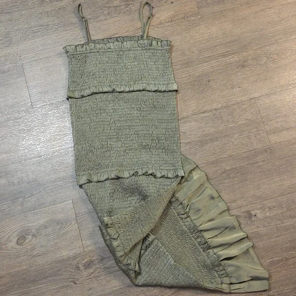 MABLE • Olive Green Smocked Fitted Dress - Picture 9 of 12